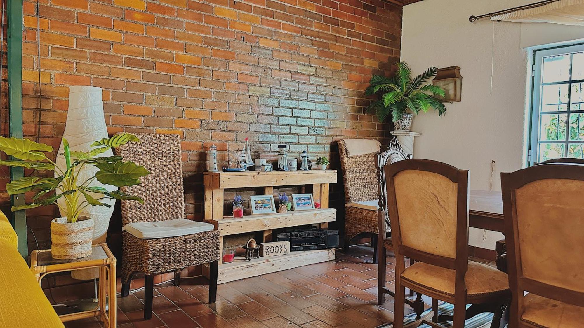 Coastal Garden Paradise Retreat- 6 Min From The Beach Charneca  Exterior foto